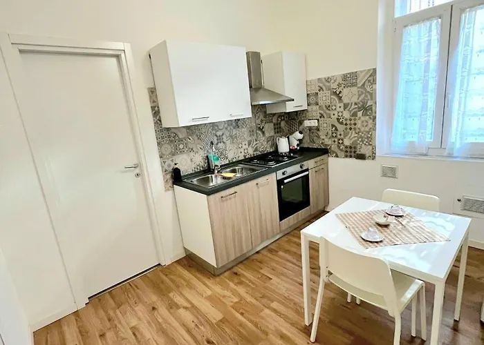 Revoltella16 Apartamento